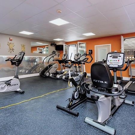 2Br Suite At The Grand Castle Pool Gym & Parking Grandville Eksteriør billede
