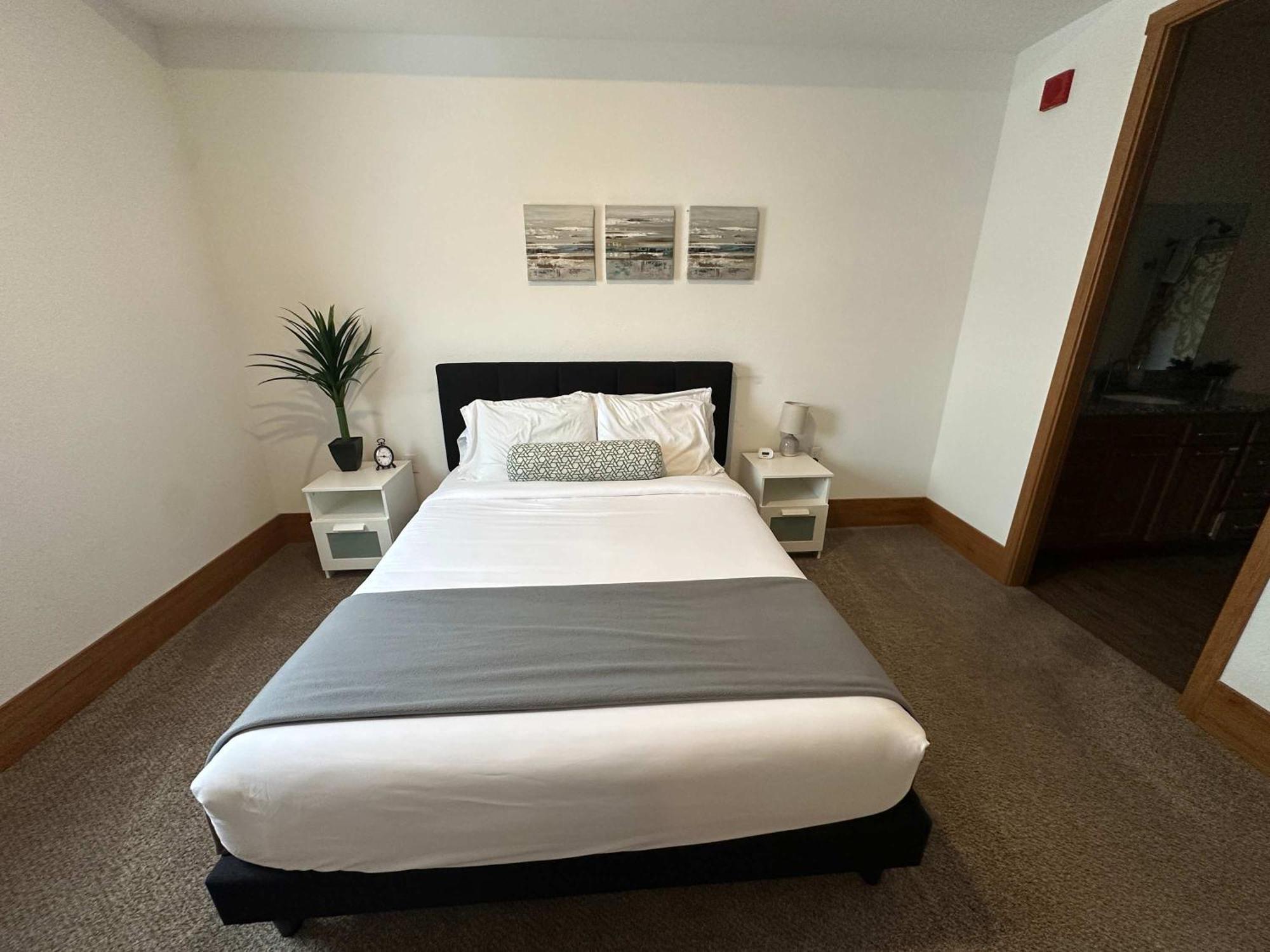 2Br Suite At The Grand Castle Pool Gym & Parking Grandville Eksteriør billede